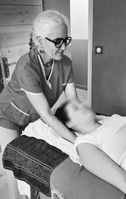 Soin de fasciathérapie pour soulager douleurs chroniques et tensions musculaires