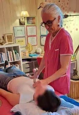 Soin énergétique et diapasons thérapeutiques pour harmonisation corps-esprit